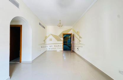 Apartment - 1 - 1 for rent in Al Mankhool - Bur Dubai - Dubai