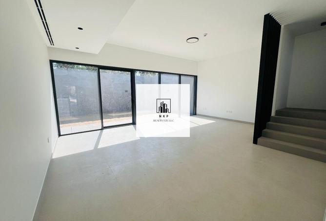 61662702 - Property Image 3