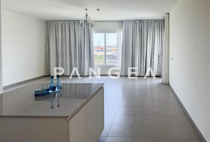 73843087 - Property Image 2