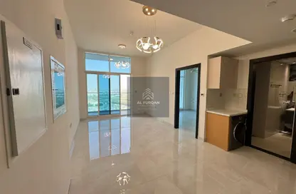 شقة - غرفة نوم - 1 حمام للايجار في سكايز من دانوب - ارجان - دبي