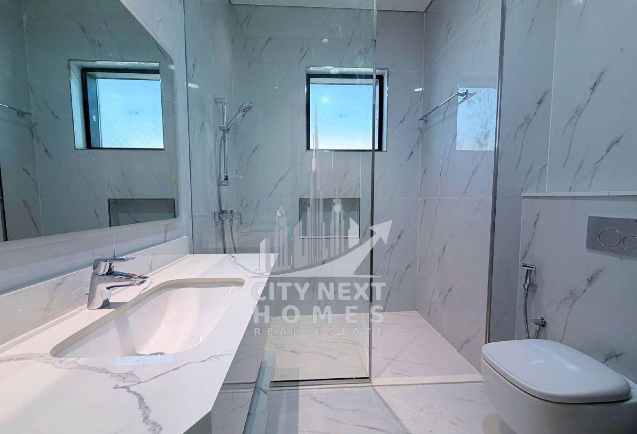 Modern 5BR Villa | Maids Room | Elevator photo 14