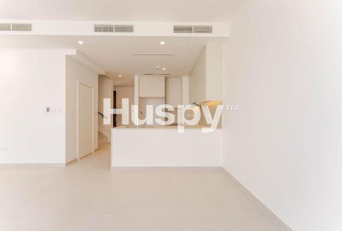 3-bed townhouse in Greenview 3 · Brand new — photo 3