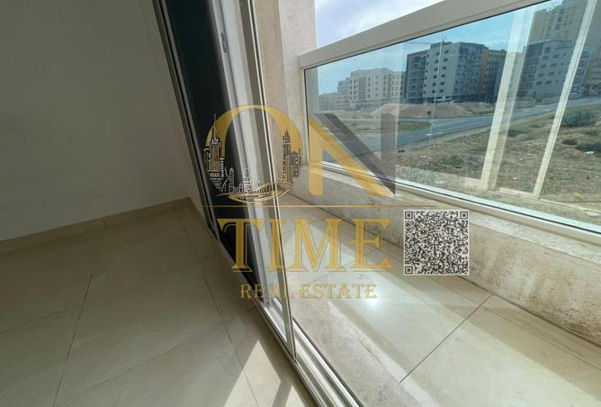 70704223 - Property Image 3