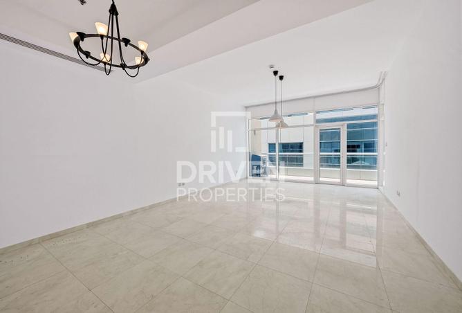 94025572 - Property Main Image