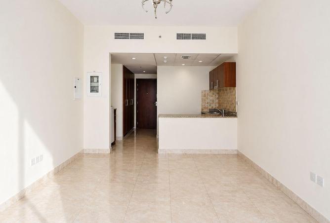 83234419 - Property Image 3