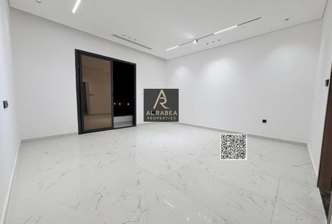 115463030 - Property Image 3