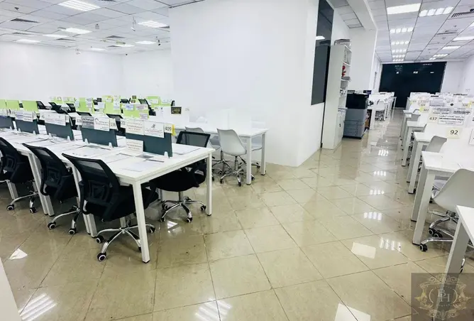 54012185 - صورة العقار 3