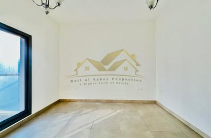 Apartment - 1 - 2 for rent in Astoria Building - Jumeirah Garden City - Al Satwa - Dubai