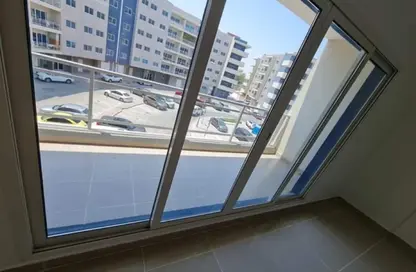 شقة - 2 غرف نوم - 2 حمامات للايجار في برج 12 - الريف داون تاون - الريف - أبوظبي