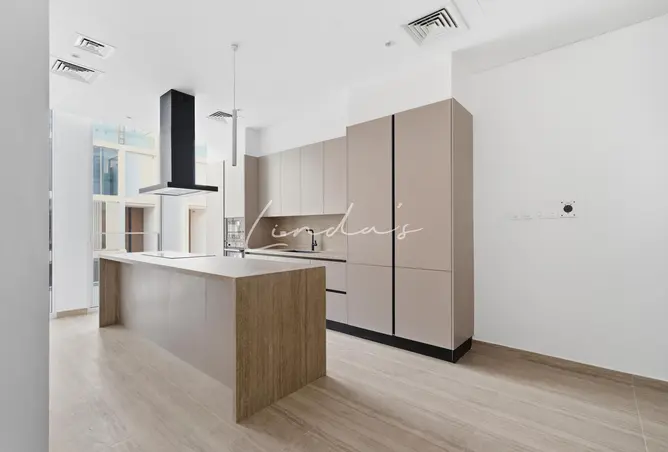 145958144 - Property Image 2
