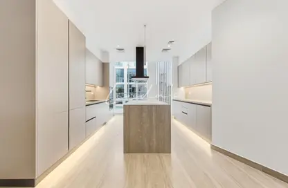 Villa - 4 Bedrooms - 5 Bathrooms for rent in Ixora - Al Barari - Dubai