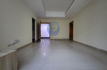 Apartment - 1 Bedroom - 2 Bathrooms for rent in AL Mina Building - Mina Street - Bur Dubai - Dubai Apartment - 1 Bedroom - 2 Bathrooms for rent in AL Mina Building - Mina Street - Bur Dubai - Dubai