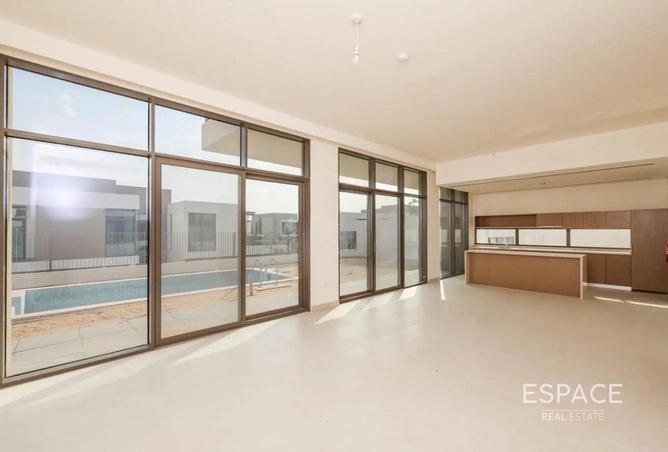 103686015 - Property Image 2