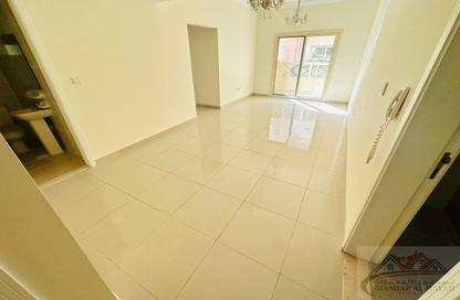 Apartment - 2 Bedrooms - 3 Bathrooms for rent in Muwailih Building - Muwaileh - Sharjah