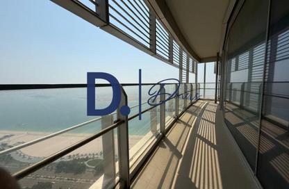 Apartment - 4 Bedrooms - 5 Bathrooms for rent in Landmark Tower - Corniche Road - Abu Dhabi