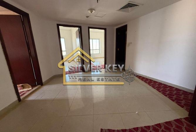 81922755 - Property Image 2