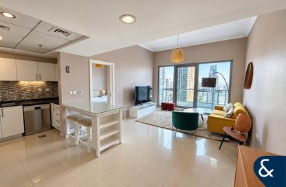 Apartment - 1 - 2 for sale in Bay Central Tower Central - Bay Central - Dubai Marina - Dubai