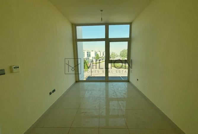 99956037 - Property Image 2