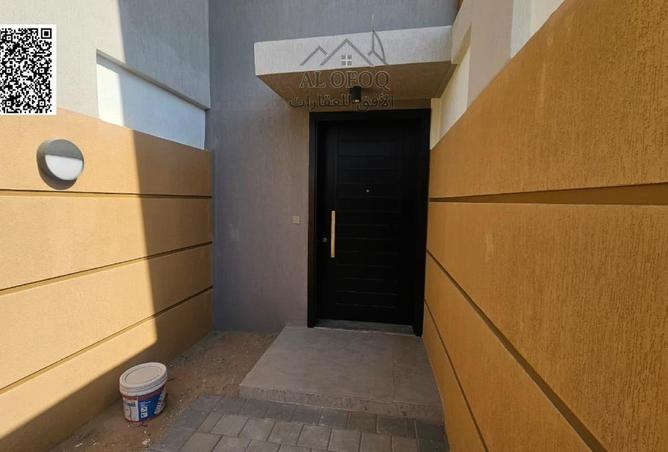 136570790 - Property Image 3