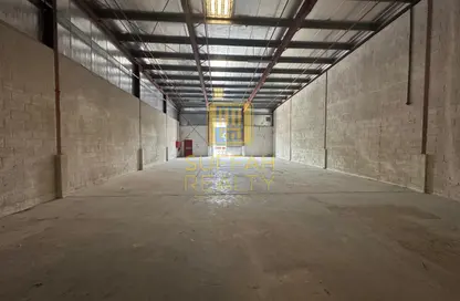 Warehouse - Studio for rent in Al Qusais 2 - Al Qusais Residential Area - Al Qusais - Dubai