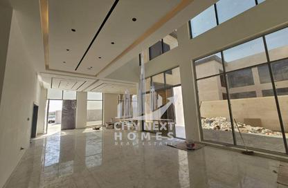 Villa - 5 Bedrooms - 7 Bathrooms for rent in Al Aweer 1 - Al Aweer - Dubai