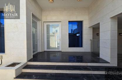 Villa - 5 Bedrooms - 7 Bathrooms for sale in Al Yasmeen 1 - Al Yasmeen - Ajman