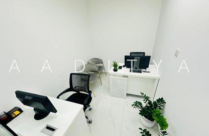 Office Space - Studio - 1 Bathroom for rent in Reem Residency - Al Karama - Dubai