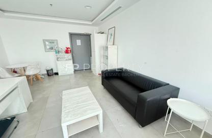 Office Space - Studio - 1 for rent in Tamani Art Tower - Business Bay - Dubai