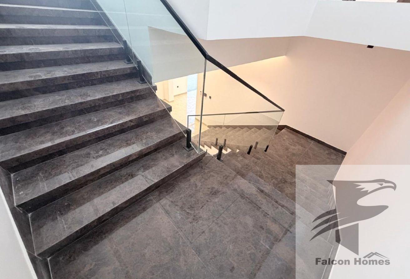 Brand New | 5BR Spacious Villa with Garden Area photo 9