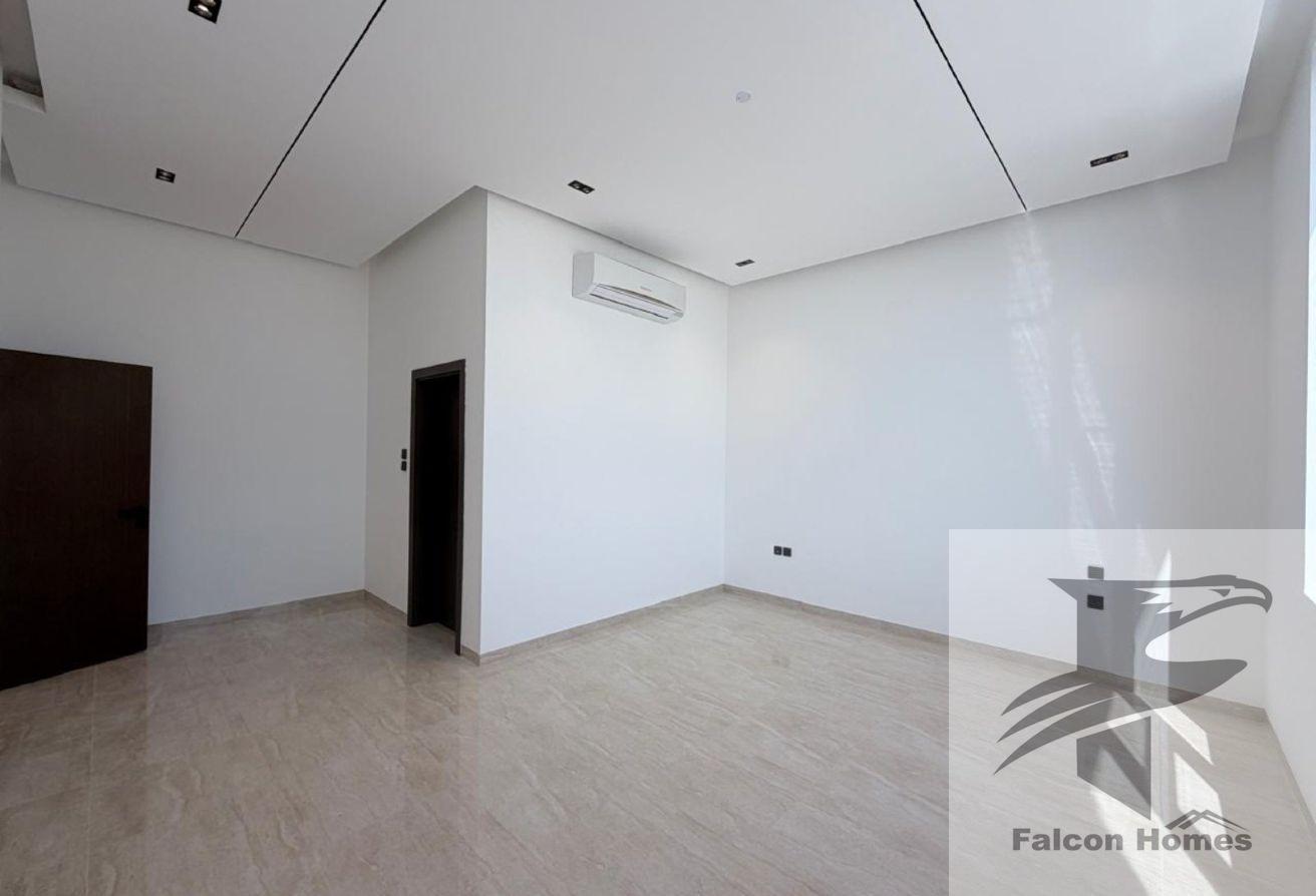 Brand New | 5BR Spacious Villa with Garden Area photo 12