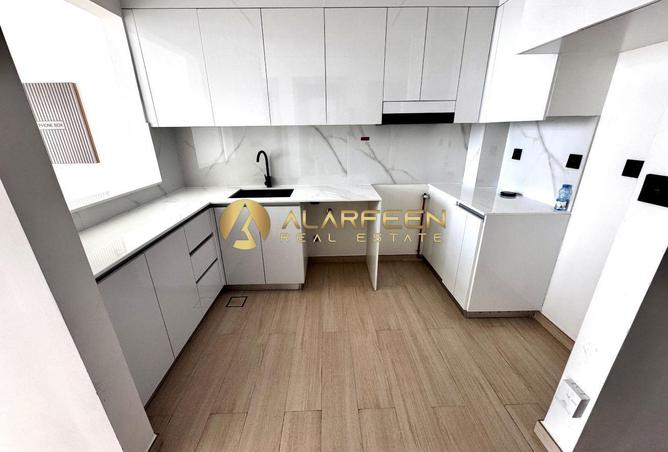 53573331 - Property Image 3