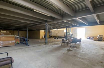 Warehouse - Studio - 2 for rent in Al Sajaa S - Al Sajaa - Sharjah