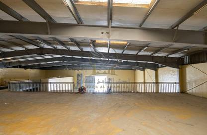 Warehouse - Studio - 2 for rent in Al Sajaa S - Al Sajaa - Sharjah