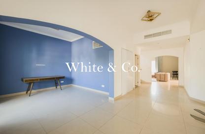 Villa - 4 Bedrooms - 4 Bathrooms for rent in Meadows 9 - Meadows - Dubai
