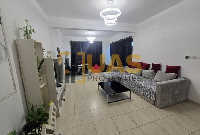 Fully Furnished | Luxury Unit | Vacant | Book Now