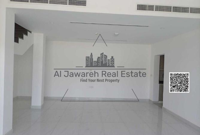 101995365 - Property Image 2
