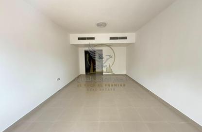 Apartment - 2 Bedrooms - 2 Bathrooms for rent in Al Mamzar - Al Mamzar - Sharjah - Sharjah