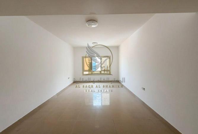 136573004 - Property Image 2