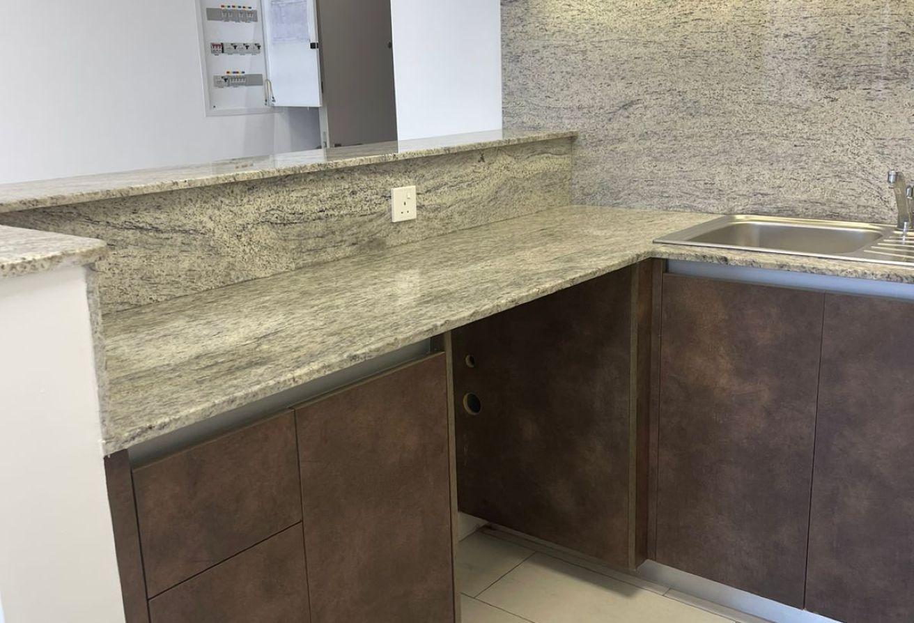 Front of Metro| Luxury Studio | Very Spacious photo 10