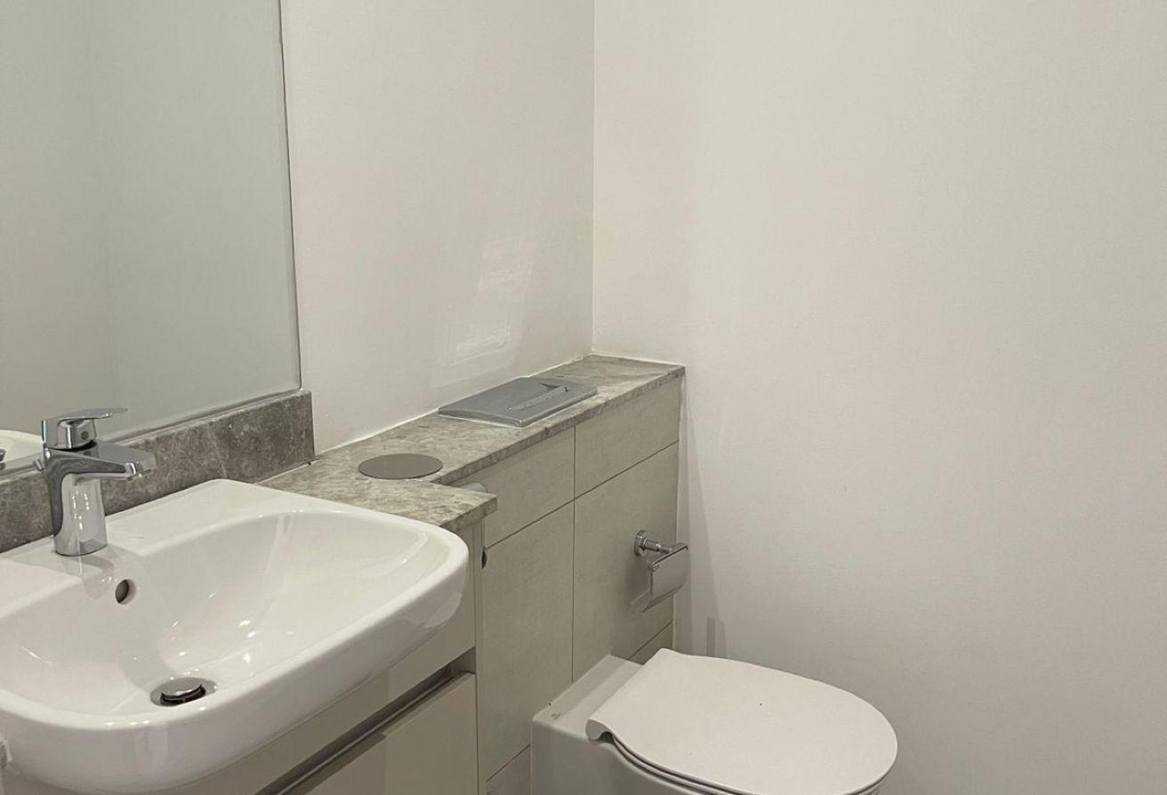 Front of Metro| Luxury Studio | Very Spacious photo 5