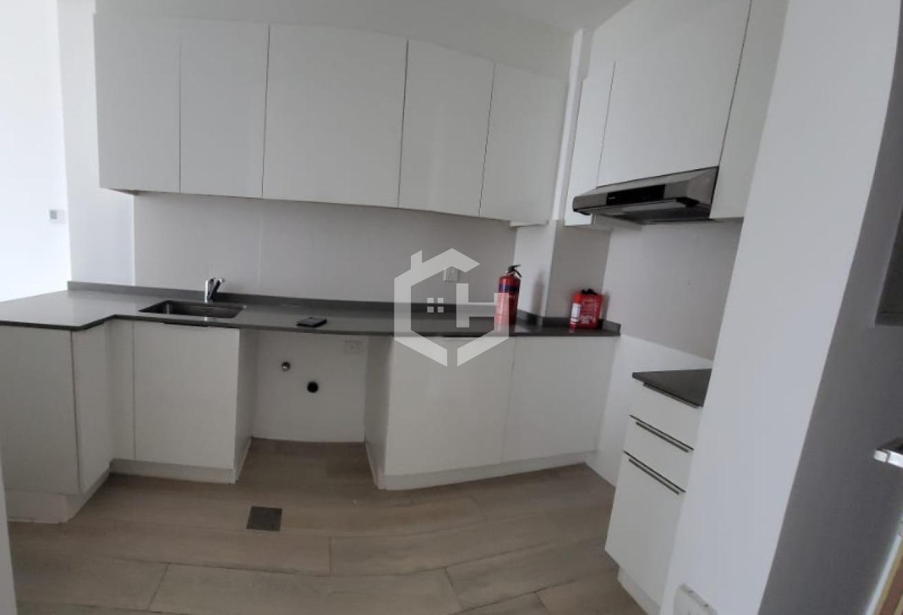 Spacious & Bright 1-BR Apartment in Bloom Tower photo 5