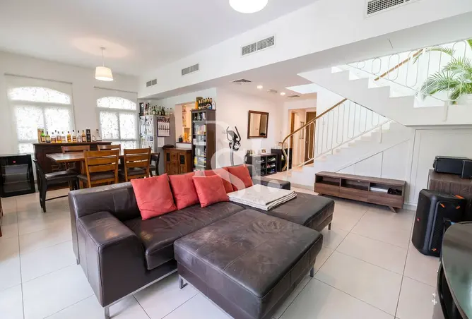127009404 - Property Image 3