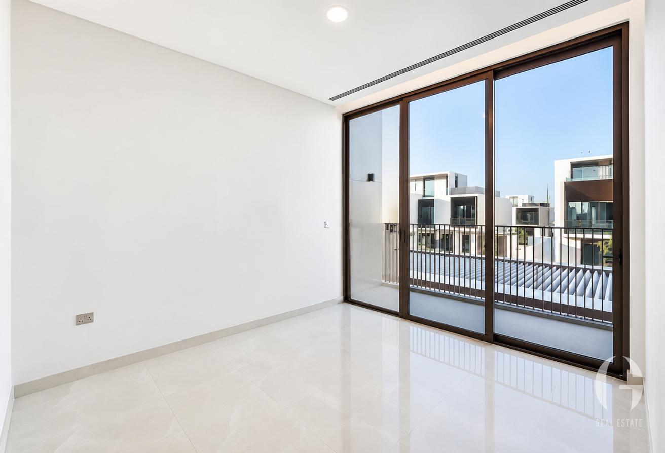 Luxurious Villa | Spacious | Flora Type | Modern photo 14