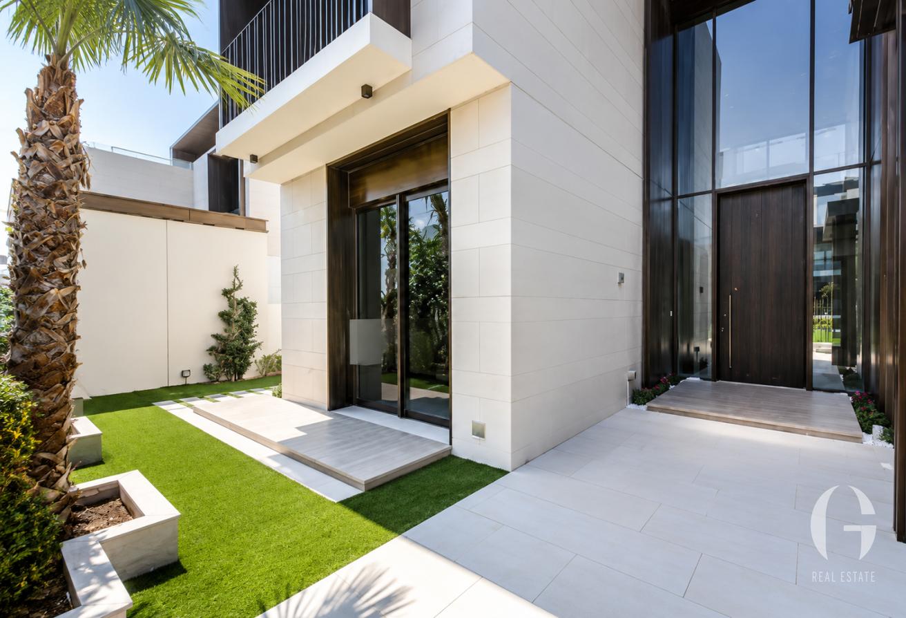 Luxurious Villa | Spacious | Flora Type | Modern photo 27