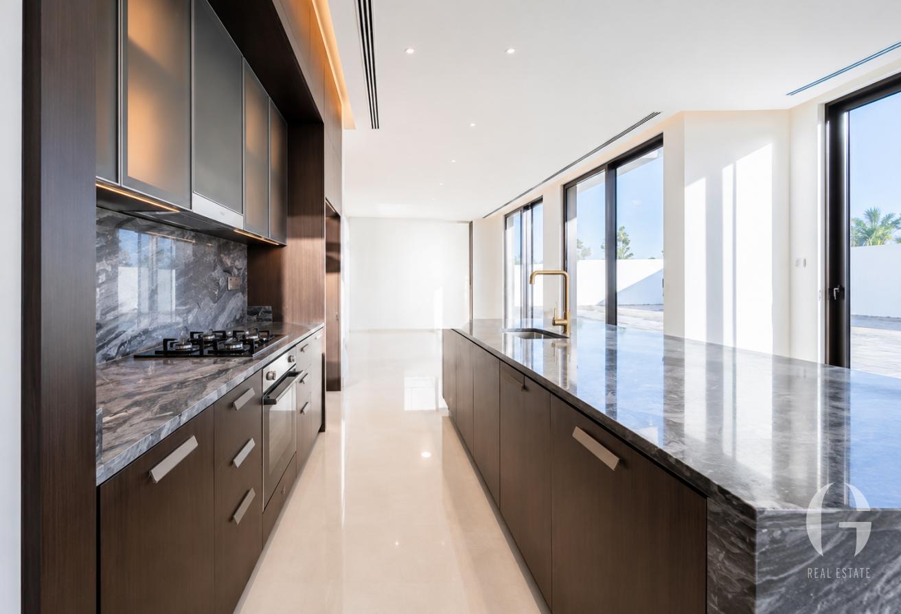 Luxurious Villa | Spacious | Flora Type | Modern photo 5