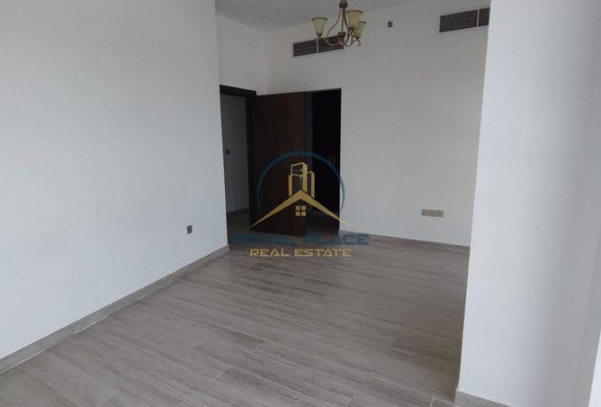 112760028 - Property Image 3