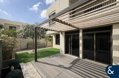 Townhouse - 4 Bedrooms - 4 Bathrooms for sale in Noor Townhouses - Town Square - Dubai