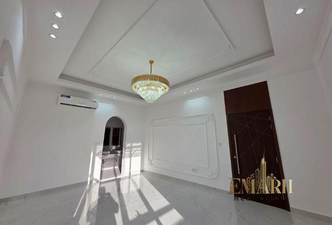 104244513 - Property Image 2