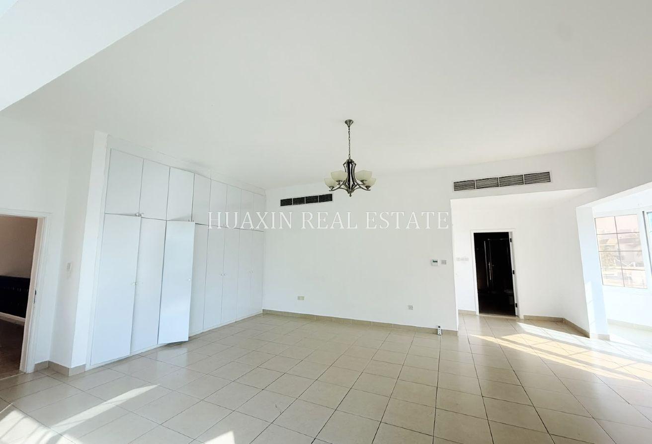Independent|Private Pool |Maid |Driver | 2 kitchen photo 15