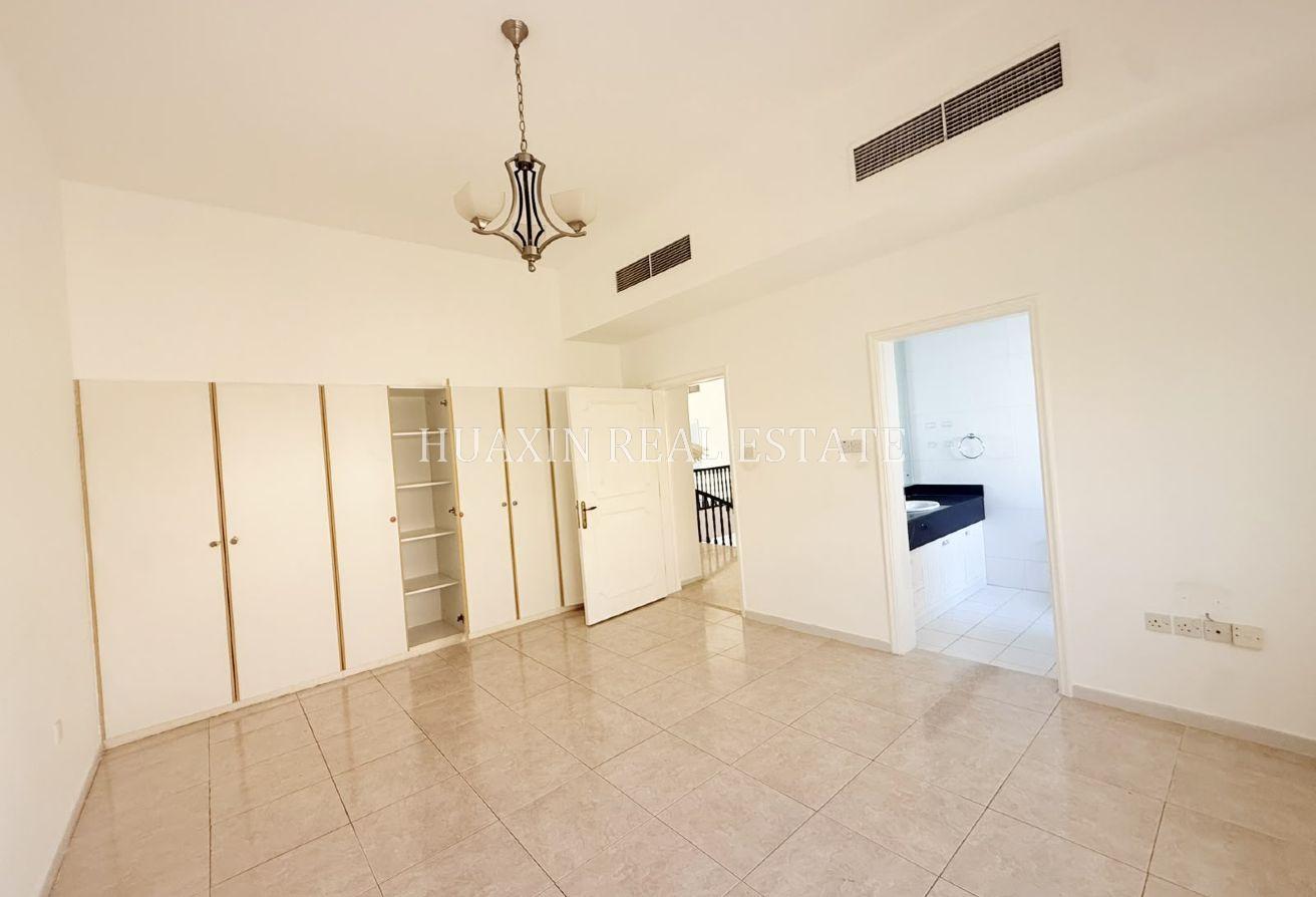 Independent|Private Pool |Maid |Driver | 2 kitchen photo 10
